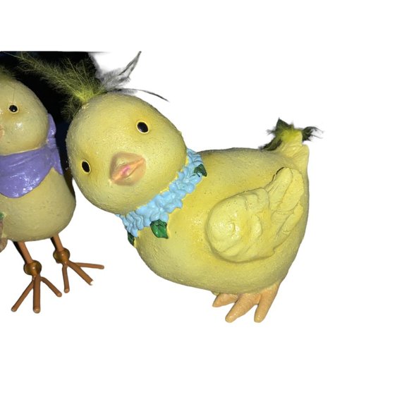 Easter Yellow Chicken Figures - Picture 10 of 13